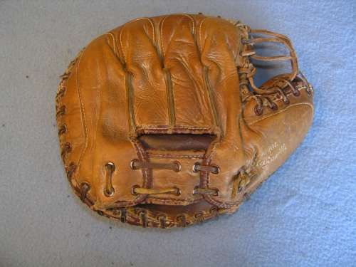 Earle Brucker MacGregor Goldsmith GL26 Back Doug